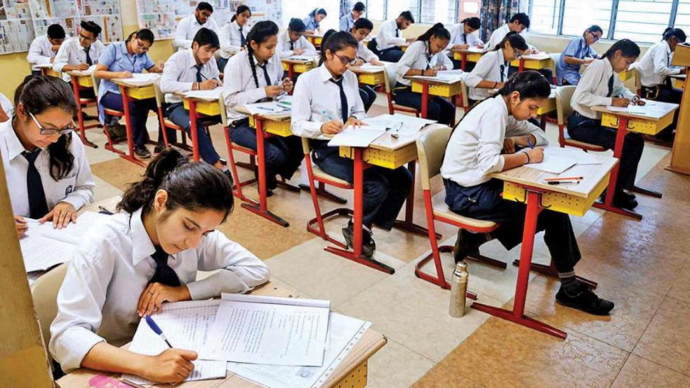 You are currently viewing CBSE Class 10 and 12 Board Exam 2021 Dates Declared: Exams from May 4 to June 10